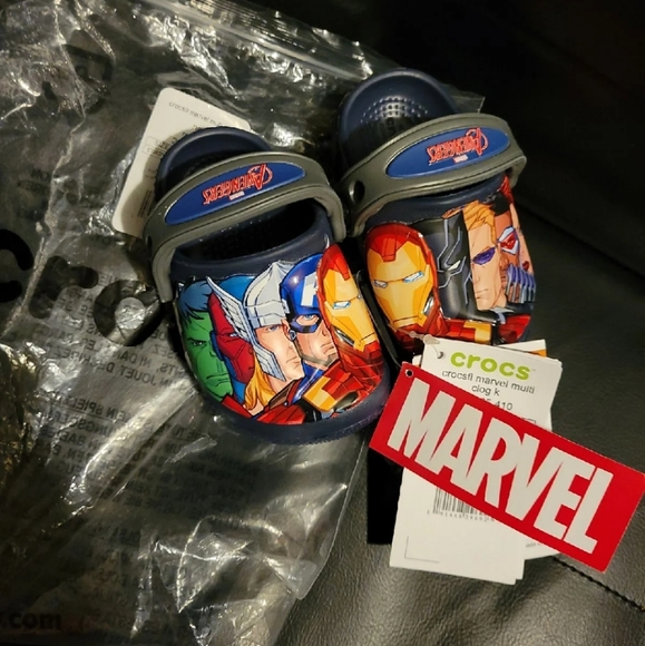 Marvel Crocs - Picture 2 of 2